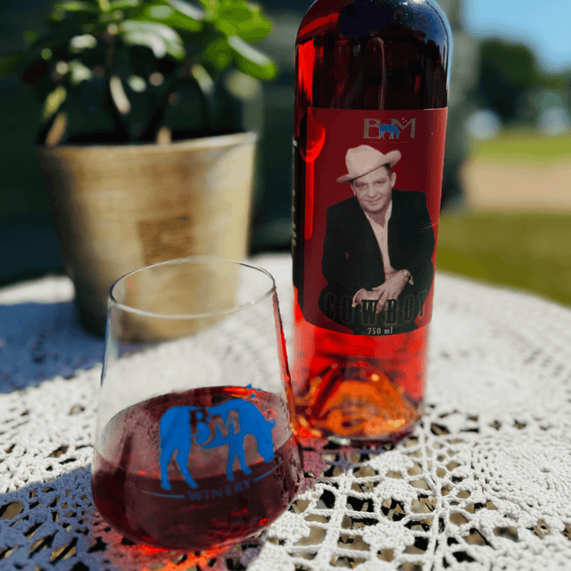 Semi-Sweet Wines: A Perfect Balance of Sweet and Dry | Blue Mule